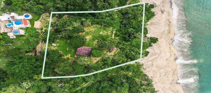 Venta de Terreno frente al mar en Chumico